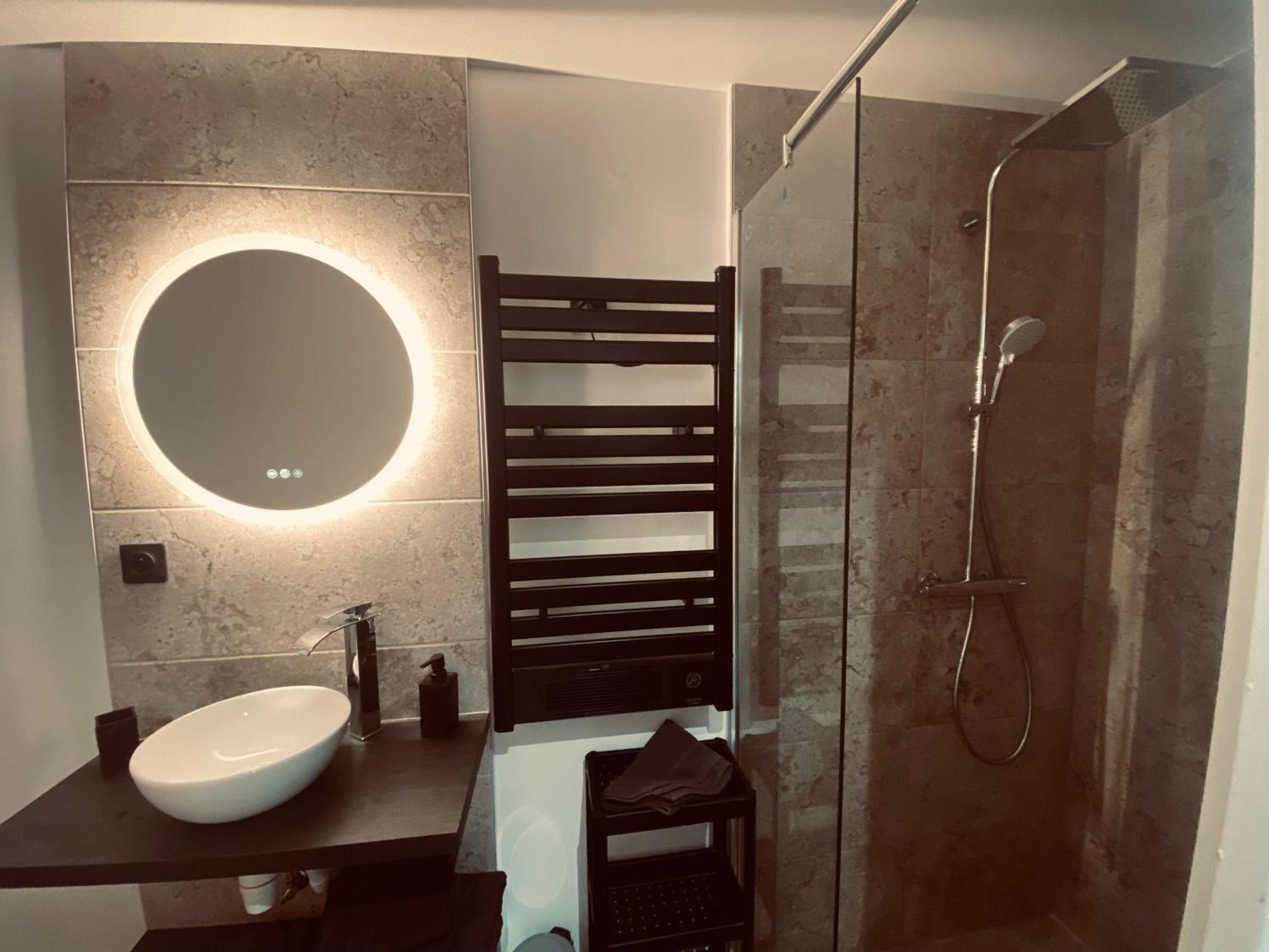 Scandinavian Appartement Сент-Аволд Екстериор снимка